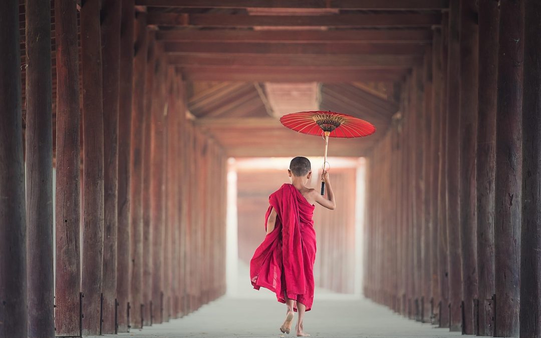 Dinas Damkar Mempawah Evakuasi Longsor Di SPBU